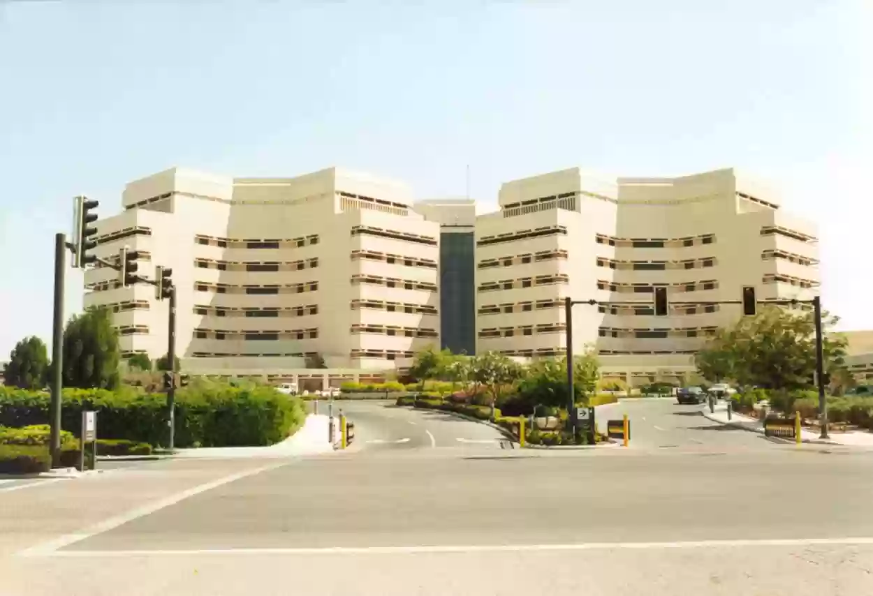 ما هي تخصصات جامعة الملك عبدالعزيز للاجانب 1445 والتقديم عليها