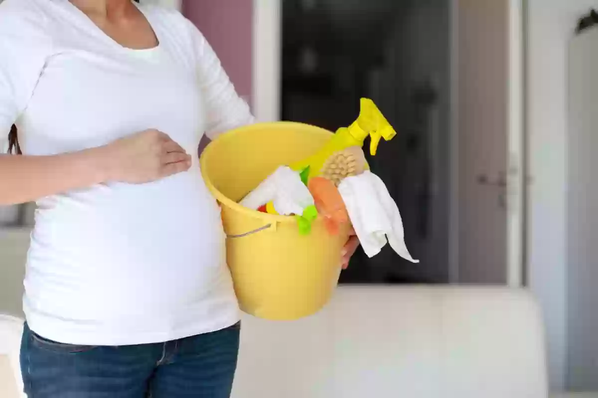 هل شغل البيت يؤثر على الحامل في الشهر الأول؟