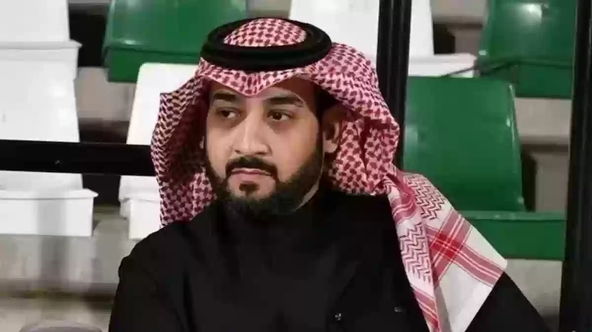 تصريحات مثيرة للجدل من رئيس الأهلي السعودي حول لجنة