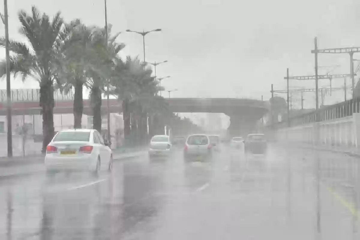 الأرصاد السعودية تحذر .. عاجل| أمطار رعدية ورياح متربة على 5 مناطق.